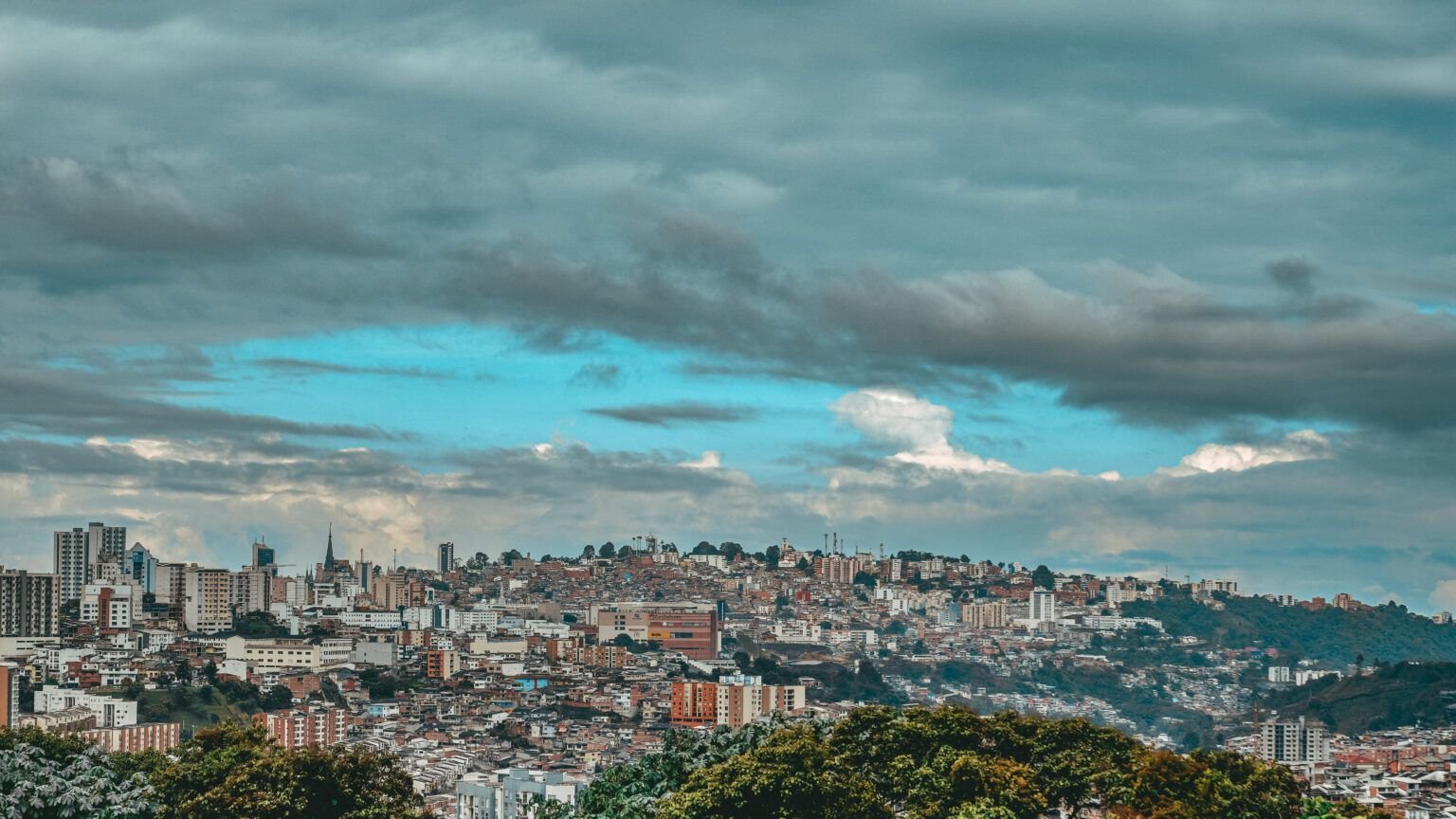 COMPETITIVIDAD-MANIZALES1