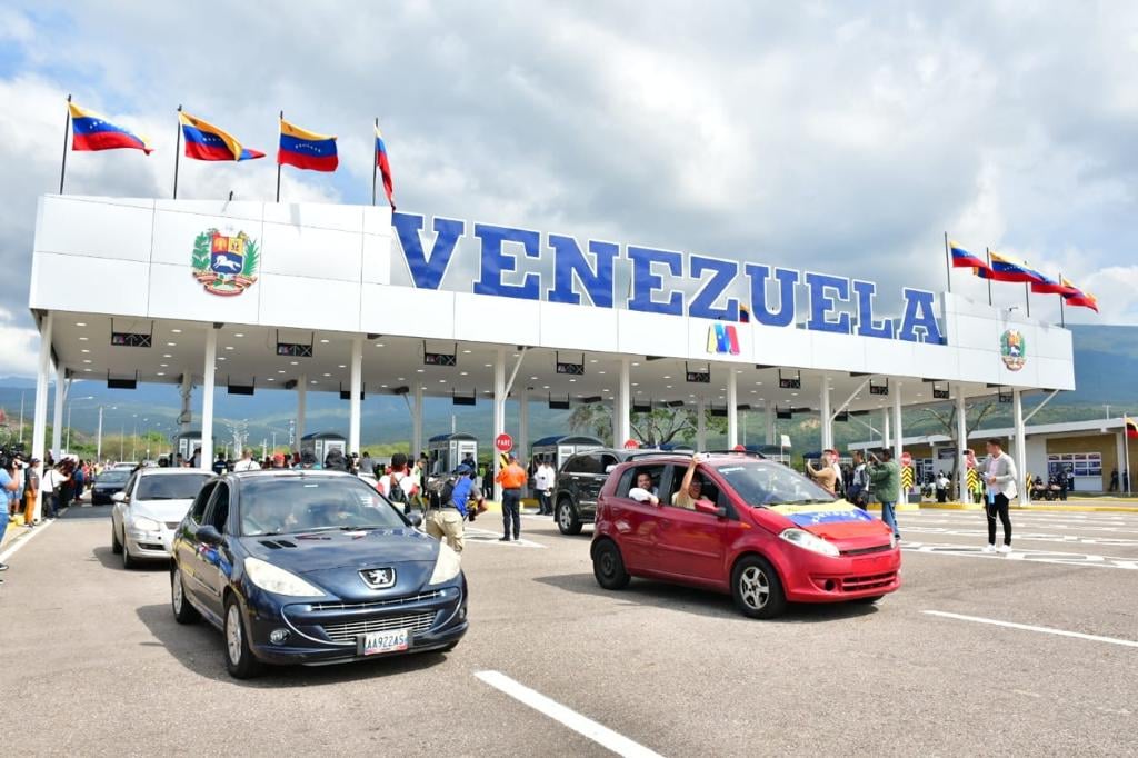ECONOMÍA-VENEZUELA-PUENTE